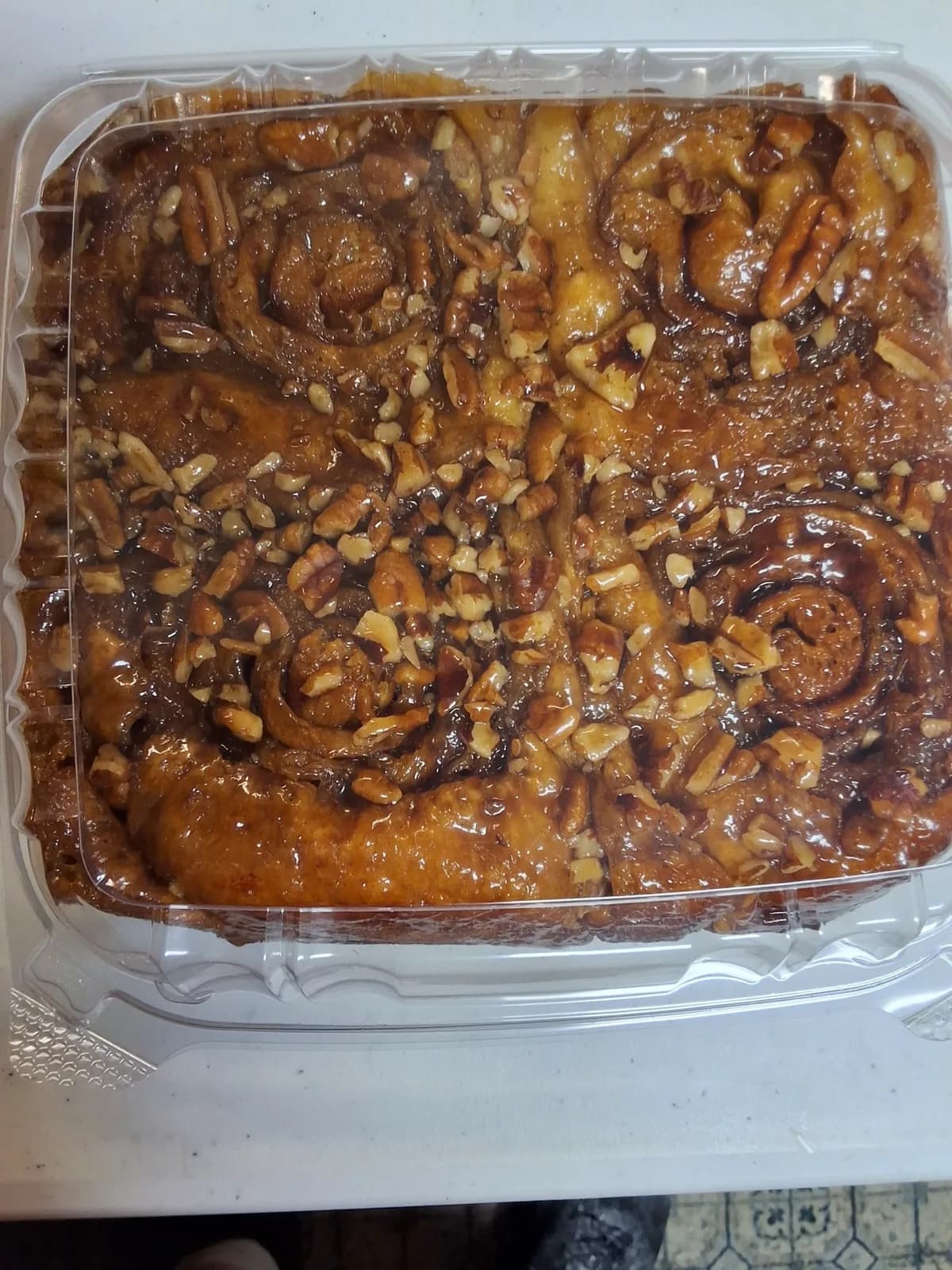 Caramel Pecan Sticky Cinnamon Rolls (4-Pack)