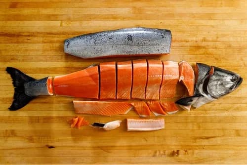 Whole Chinook (King) Salmon - Image 1