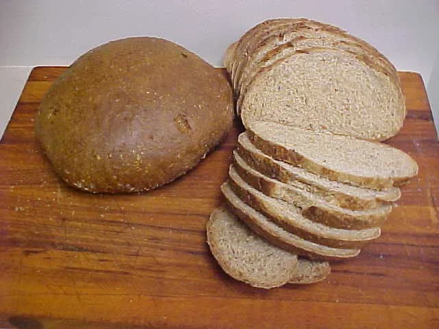 Lithuanian Bread Box — 6 Loaves thumbnail 2